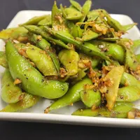 Edamame (Garlic Sauce)