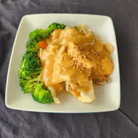 Pra Ram (Peanut Sauce)